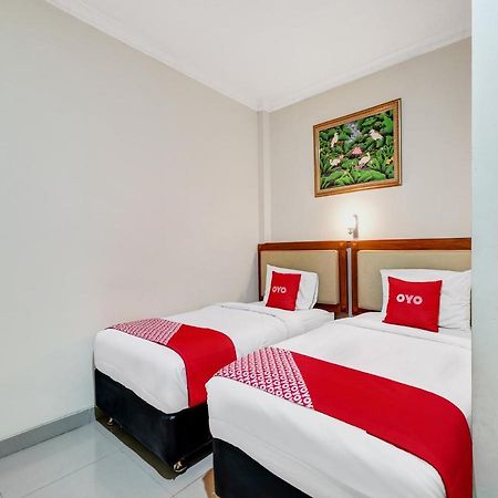 Oyo 90408 Hotel Horton Cirebon Dış mekan fotoğraf
