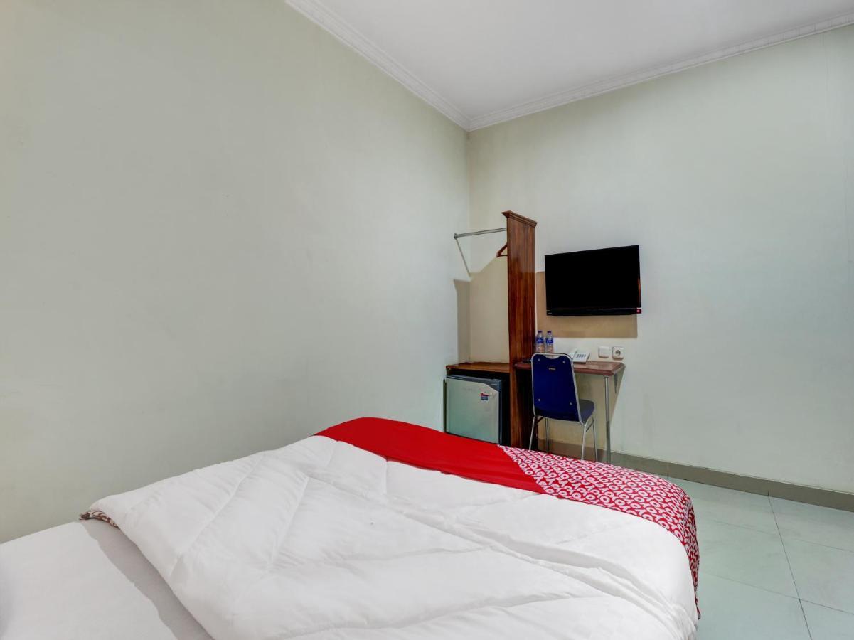 Oyo 90408 Hotel Horton Cirebon Dış mekan fotoğraf