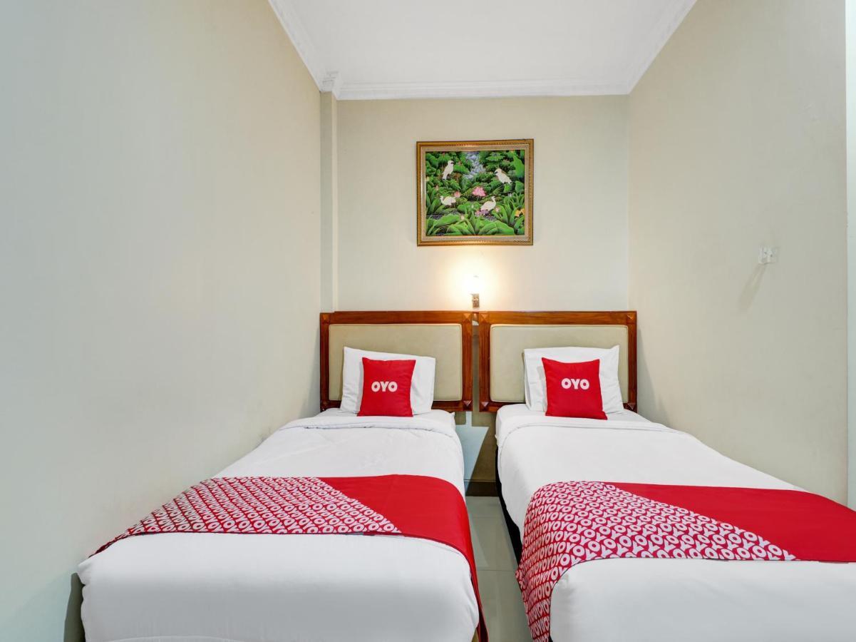 Oyo 90408 Hotel Horton Cirebon Dış mekan fotoğraf